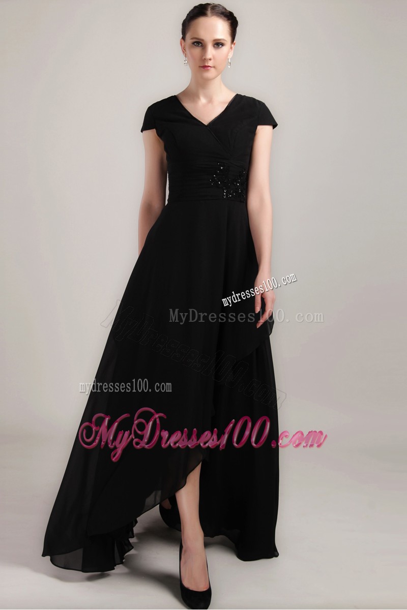 Black Sheath V-neck Short Sleeves Beading and Ruche Mother Bride Dress
