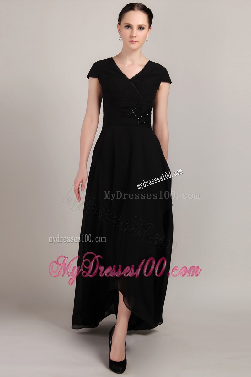 Black Sheath V-neck Short Sleeves Beading and Ruche Mother Bride Dress