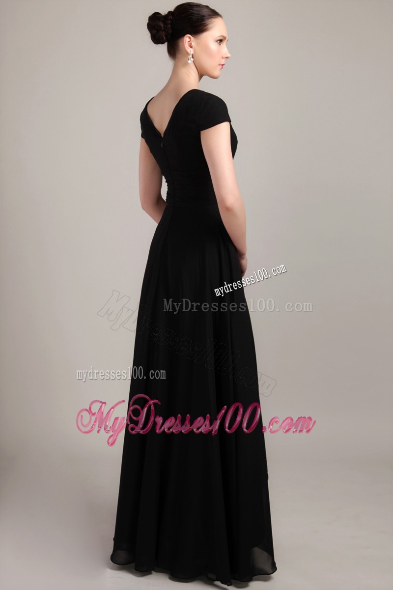 Black Sheath V-neck Short Sleeves Beading and Ruche Mother Bride Dress