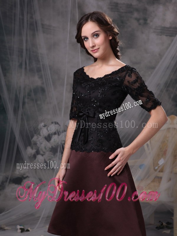 Black and Brown Scoop Knee-length Beading Mother Bride Dress