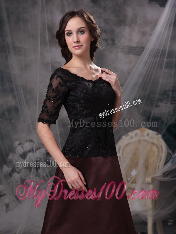 Black and Brown Scoop Knee-length Beading Mother Bride Dress