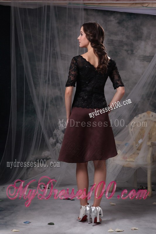 Black and Brown Scoop Knee-length Beading Mother Bride Dress