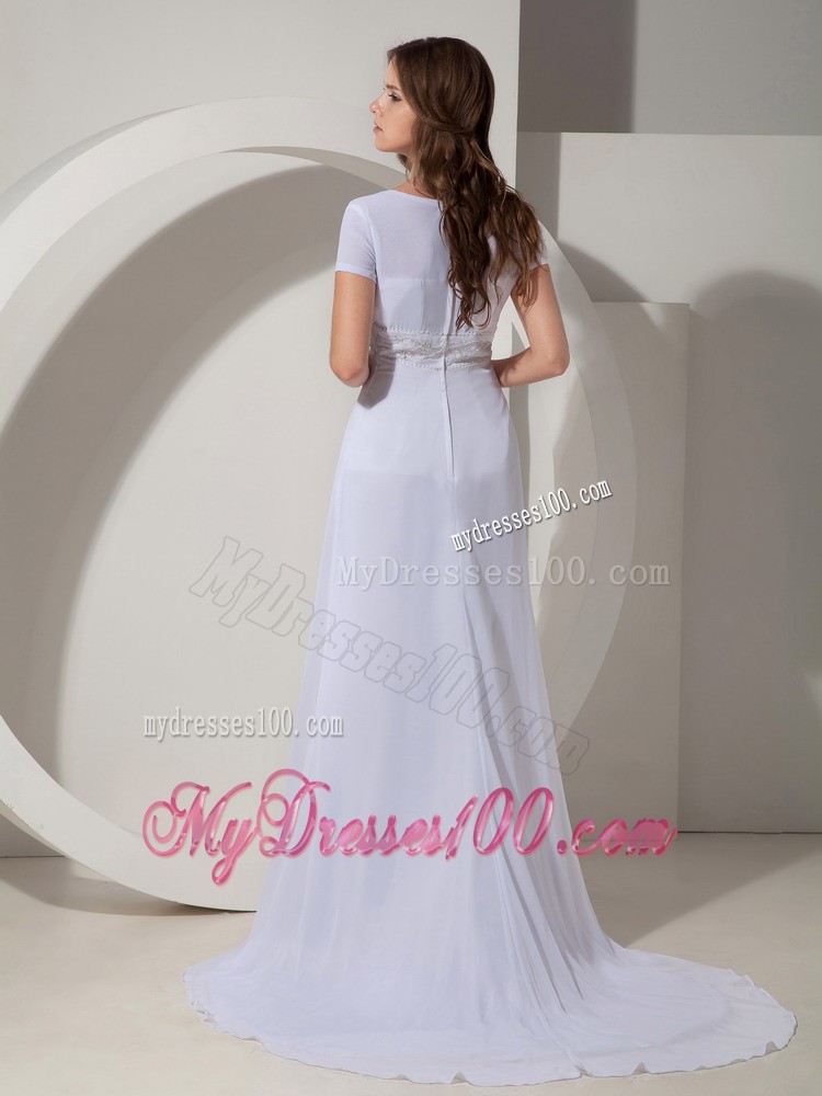 Fashionable Empire V-Neck Court Train Beading Mother Dress in White