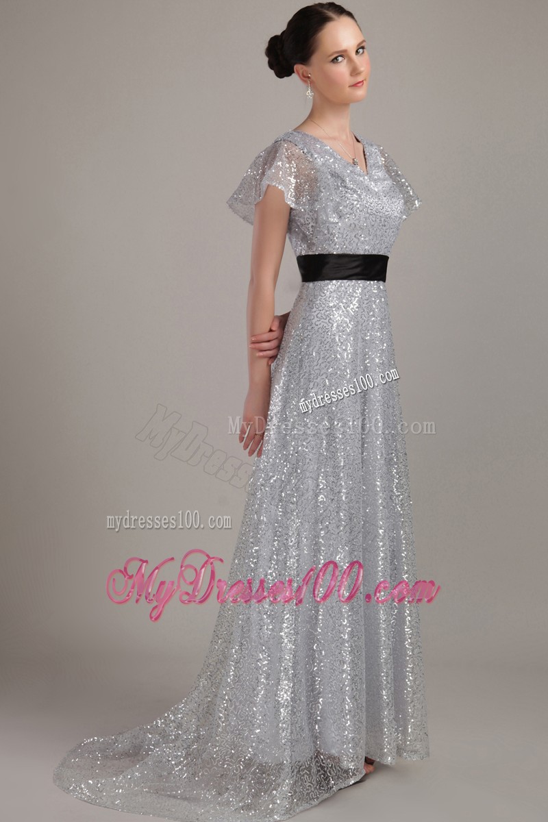 Grey Empire V-neck Brush Train Sequin Belt Mother of the Bride Dress