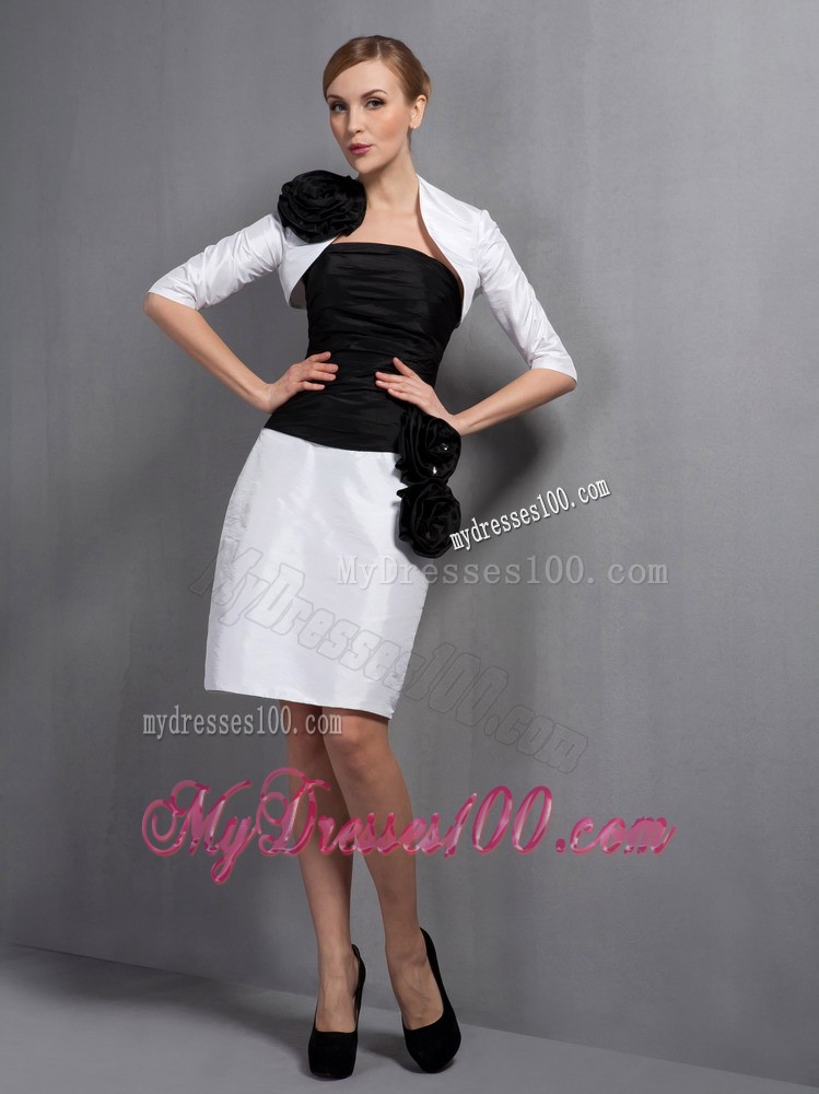 White and Black Column Knee-length Hand Flowers Mother Dress