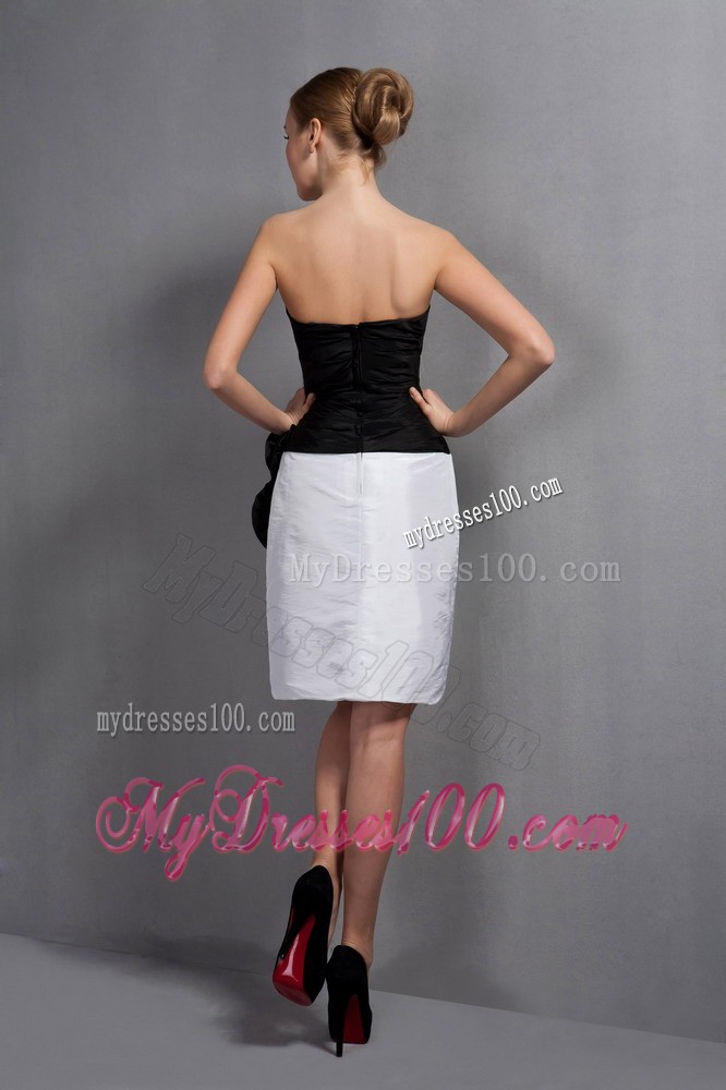 White and Black Column Knee-length Hand Flowers Mother Dress