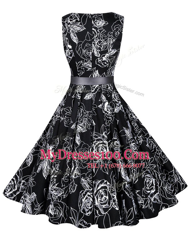 High Quality Black A-line V-neck Sleeveless Chiffon Knee Length Zipper Sashes ribbons and Pattern Homecoming Dress