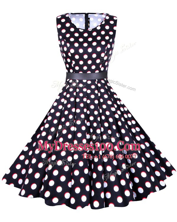 Shining White And Black A-line Chiffon Scoop Sleeveless Sashes ribbons and Pattern Knee Length Zipper Prom Dresses
