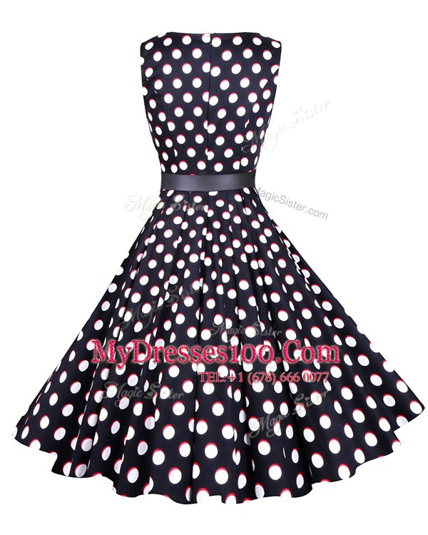 Shining White And Black A-line Chiffon Scoop Sleeveless Sashes ribbons and Pattern Knee Length Zipper Prom Dresses