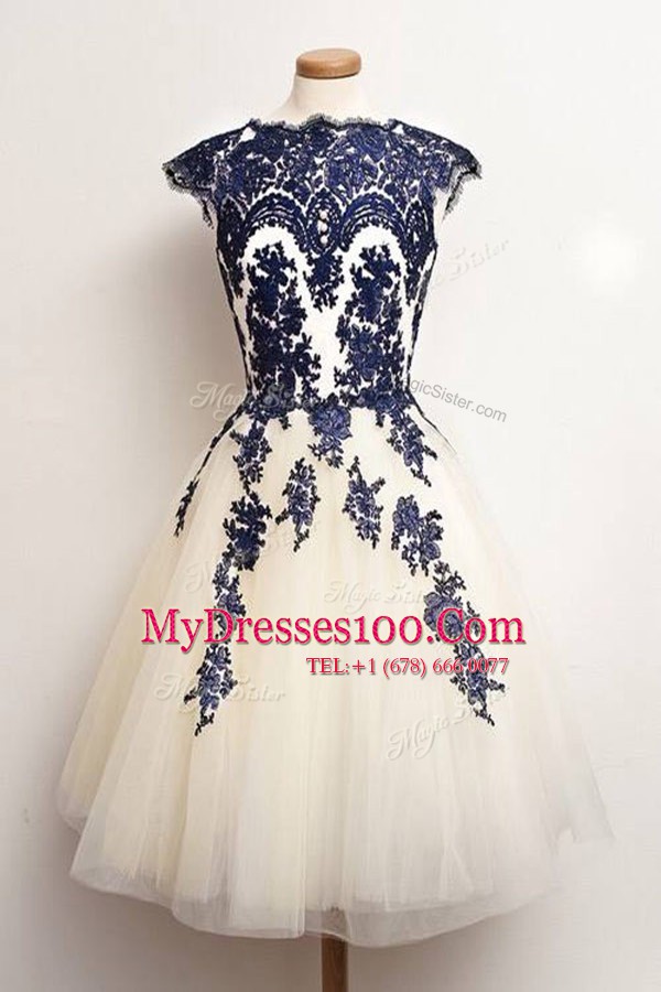 Edgy A-line Juniors Party Dress Blue And White Scalloped Tulle Cap Sleeves Knee Length Zipper