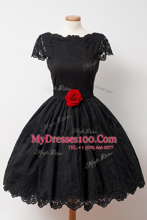 Sophisticated Lace Black Cap Sleeves Knee Length Hand Made Flower Backless Cocktail Dresses