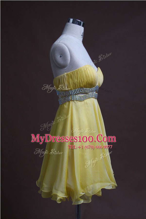 Super Light Yellow Organza Backless Sweetheart Sleeveless Mini Length Cocktail Dresses Beading