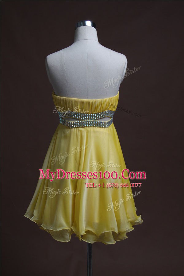 Super Light Yellow Organza Backless Sweetheart Sleeveless Mini Length Cocktail Dresses Beading