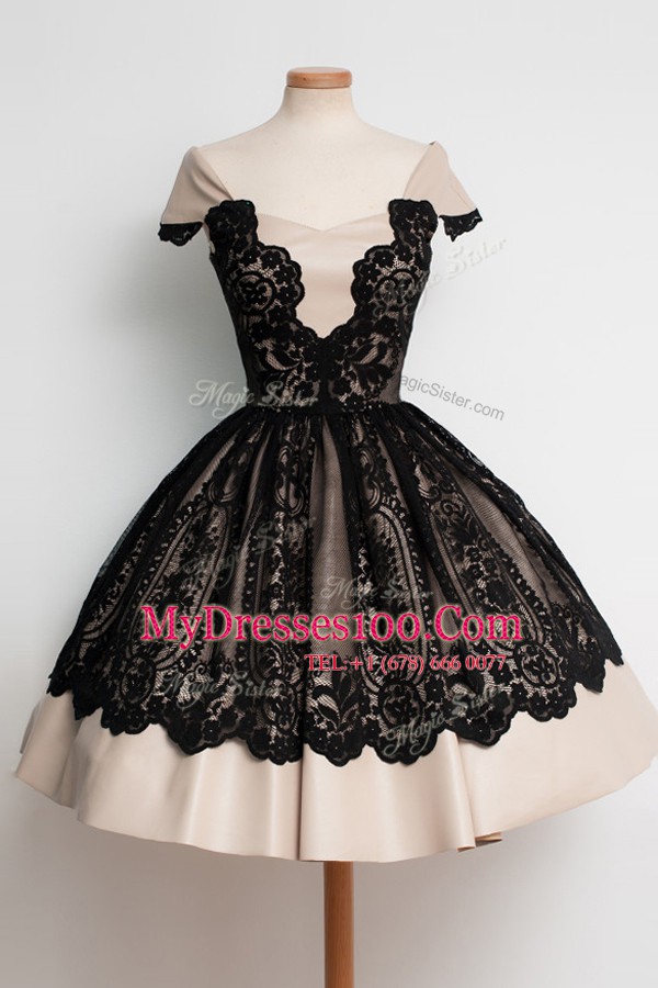 Black Satin Zipper Scoop Cap Sleeves Knee Length Cocktail Dresses Lace