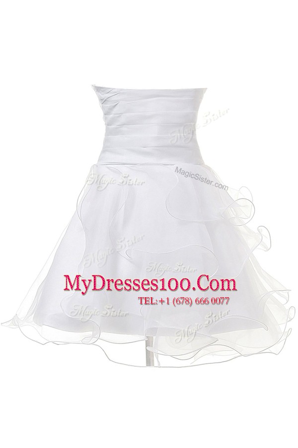 Simple Knee Length Criss Cross Party Dresses White for Prom and Party with Appliques