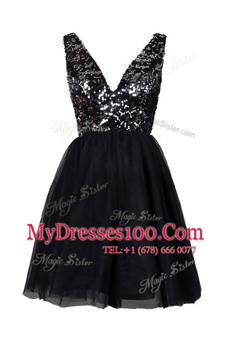 Black A-line Tulle V-neck Sleeveless Sequins Knee Length Backless Prom Dresses