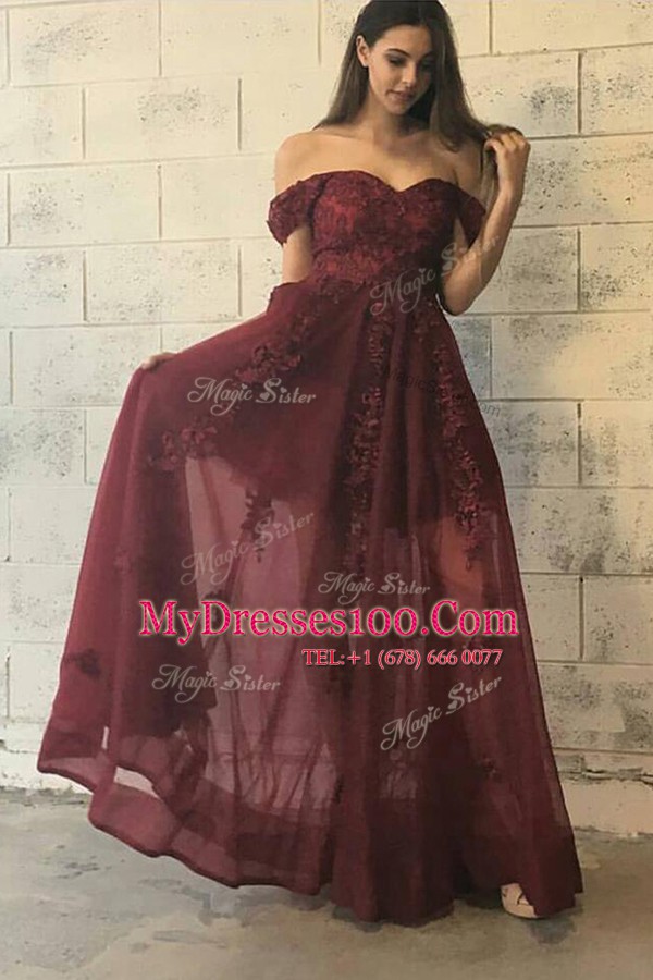Burgundy Zipper Off The Shoulder Appliques Homecoming Dress Tulle Short Sleeves