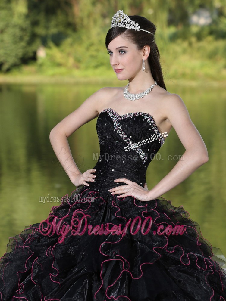 Beading Decorated Bodice Sweetheart Black Quinceanera Gown