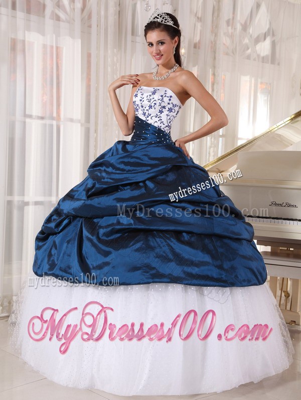 Discounted Strapless Navy Blue and White Quince Dresses with Appliques