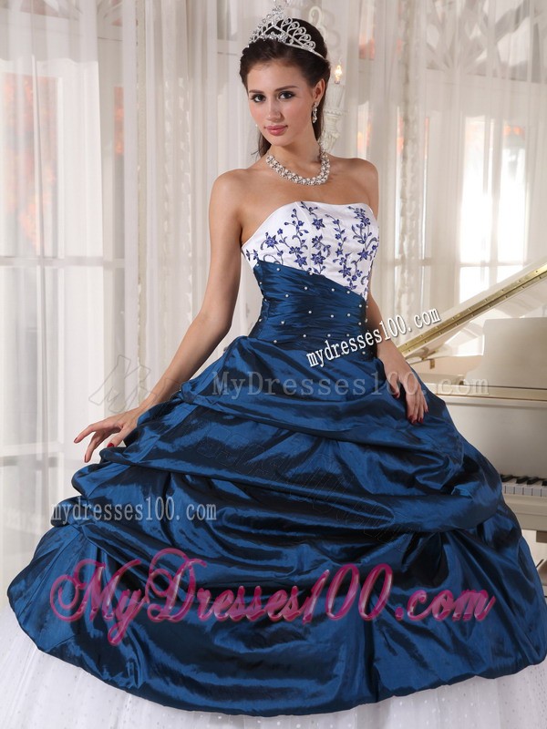 Discounted Strapless Navy Blue and White Quince Dresses with Appliques