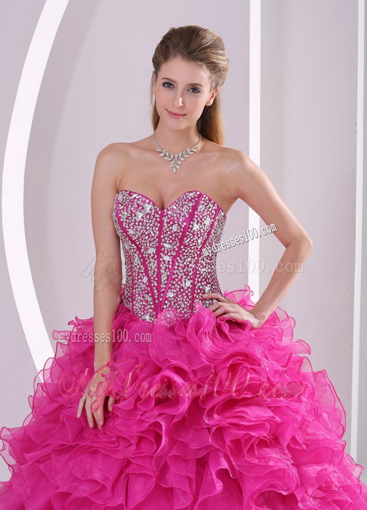 Good Beaded Hot Pink Sweetheart Quinceanera Gown with Ruffled Layers