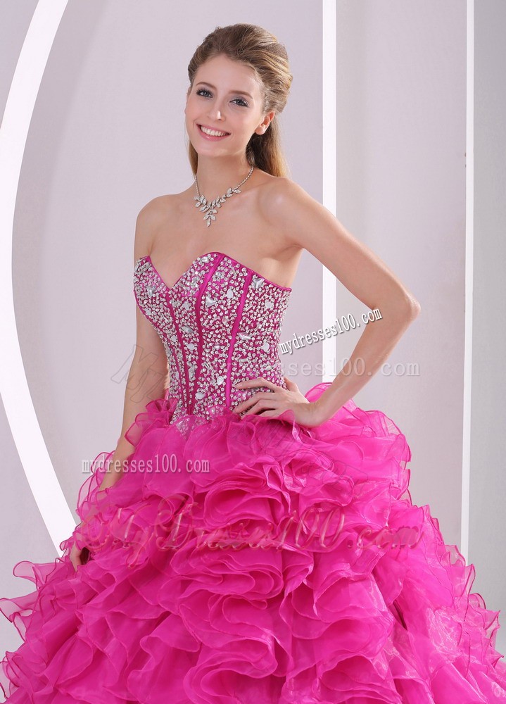 Good Beaded Hot Pink Sweetheart Quinceanera Gown with Ruffled Layers