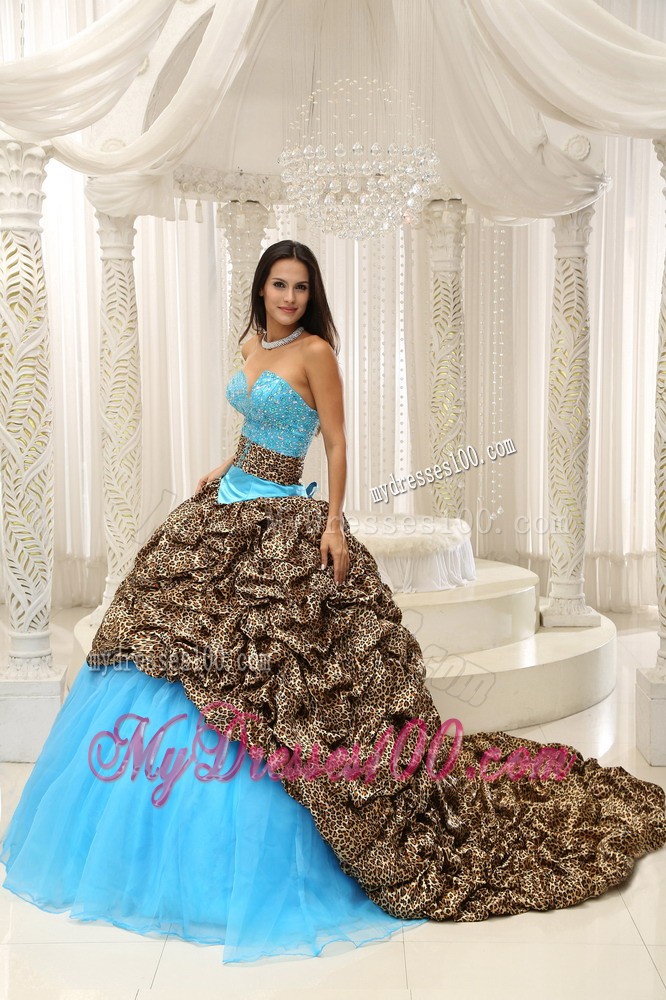 Beaded Sweetheart Quinceanera Dress with Leopard Court Train