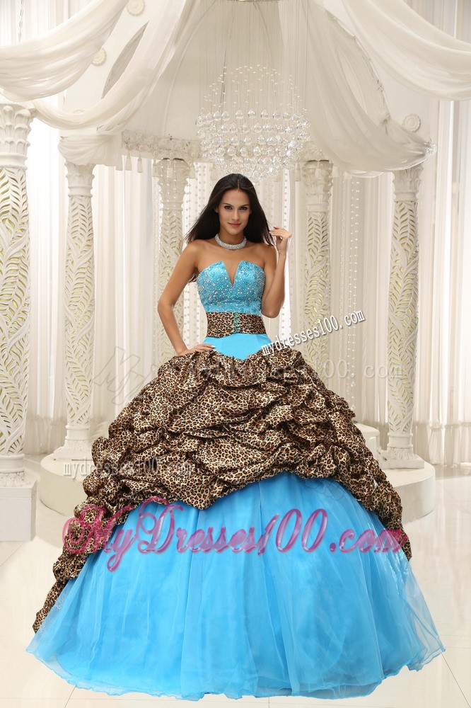 Beaded Sweetheart Quinceanera Dress with Leopard Court Train
