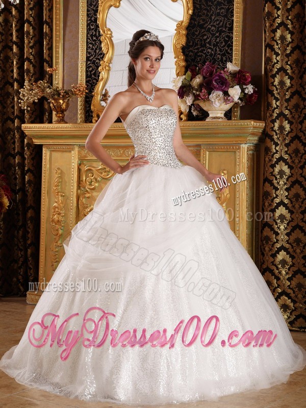 Popular White Sweetheart Sequined and Beaded Sweet 15 Dress