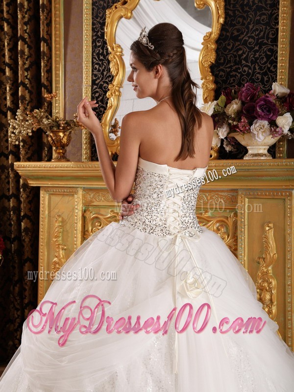 Popular White Sweetheart Sequined and Beaded Sweet 15 Dress