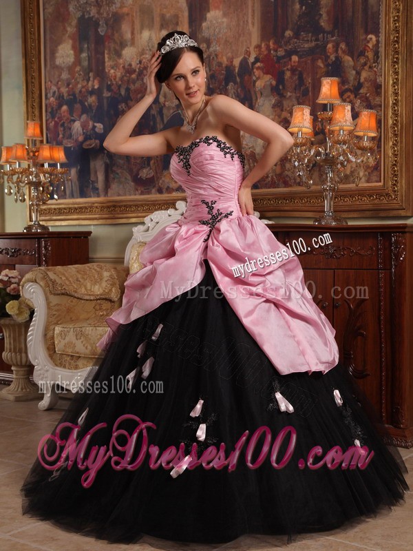 Pink and Black Sweetheart Quinceanera Dress with Hand Flowers
