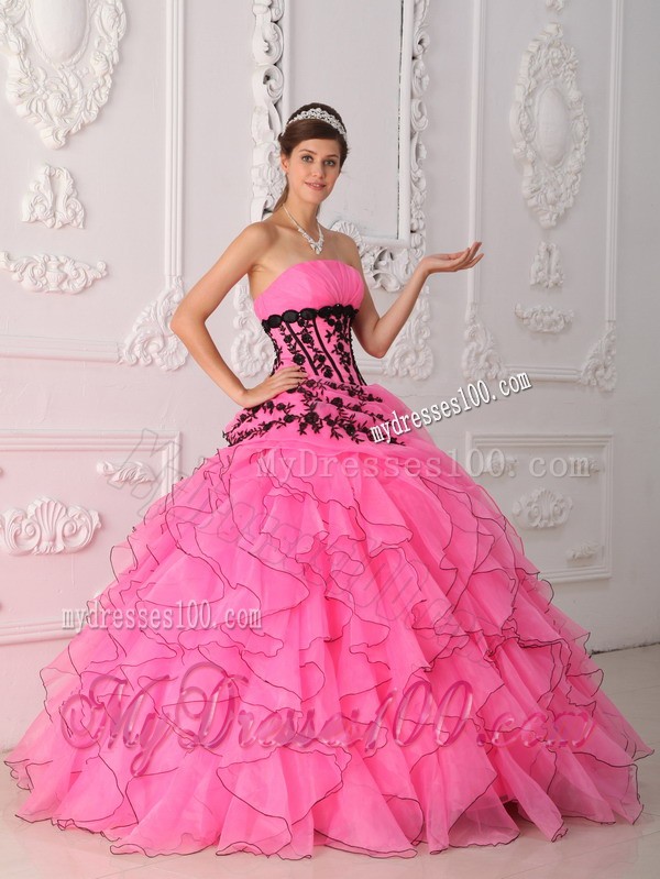 Brand new Sweet Pink Strapless Ruffles Sweet 16 Dresses with Black Appliques