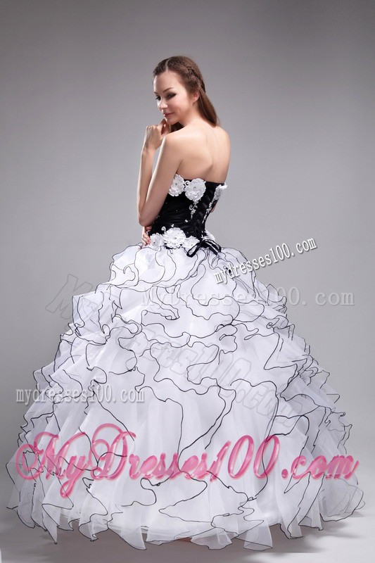 White Sweetheart Appliques and Ruffled Dresses for Quince