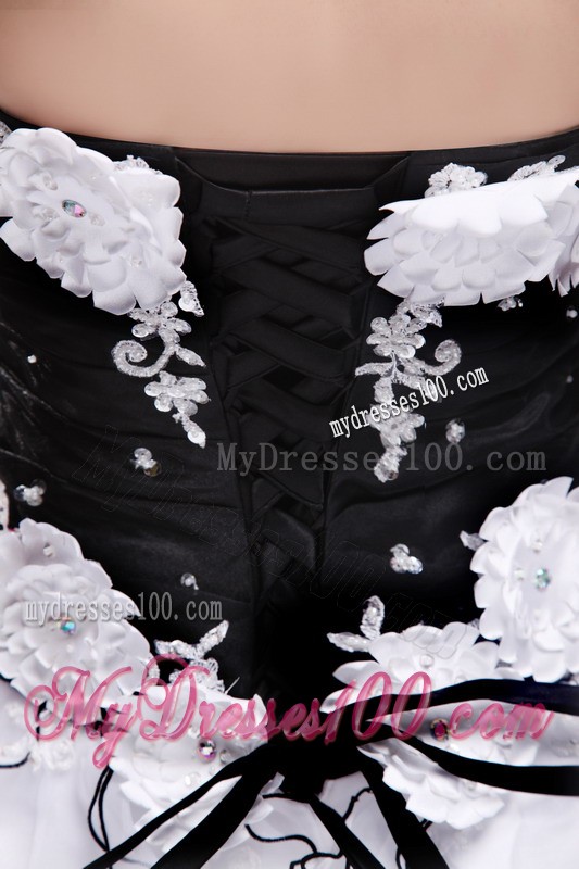 White Sweetheart Appliques and Ruffled Dresses for Quince