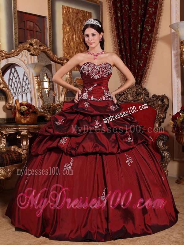 Burgundy Sweetheart Floor-length Appliqued Taffeta Quinceanera Dress