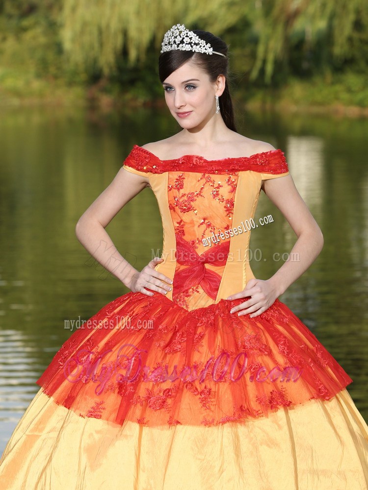 Red and Gold Quinceanera Dresses of off Shoulder and Layers