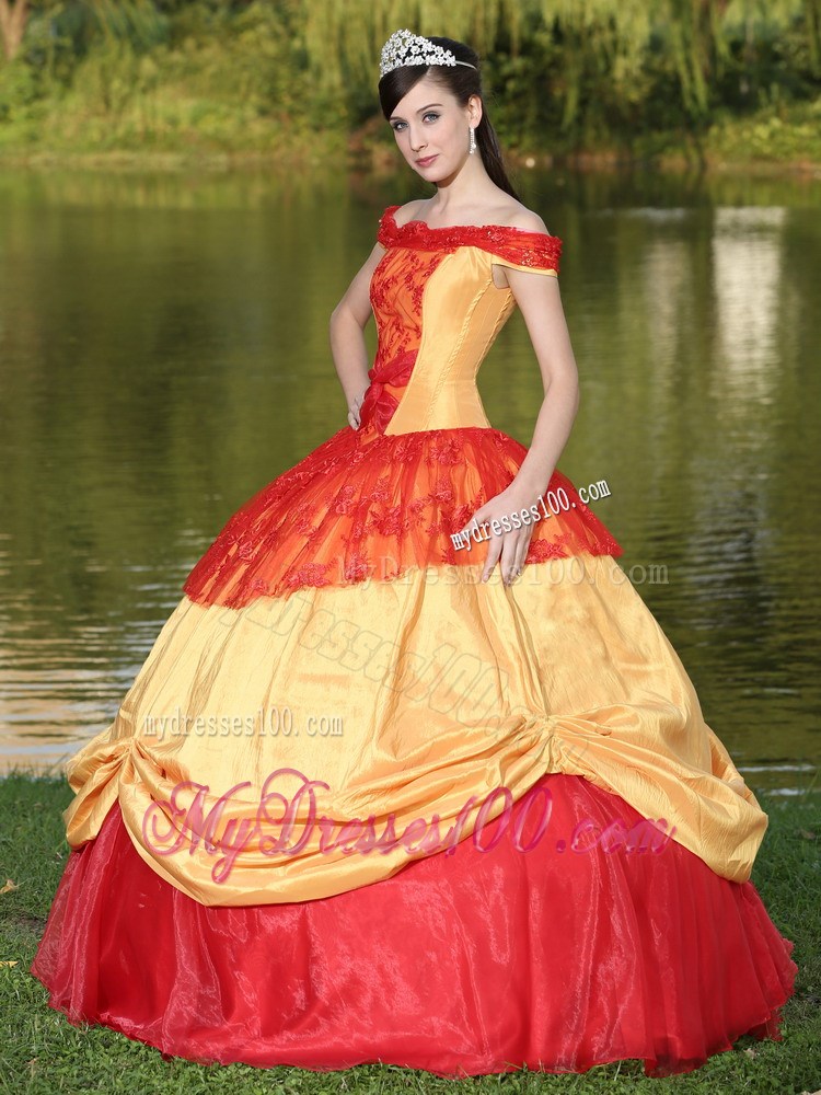 Red and Gold Quinceanera Dresses of off Shoulder and Layers