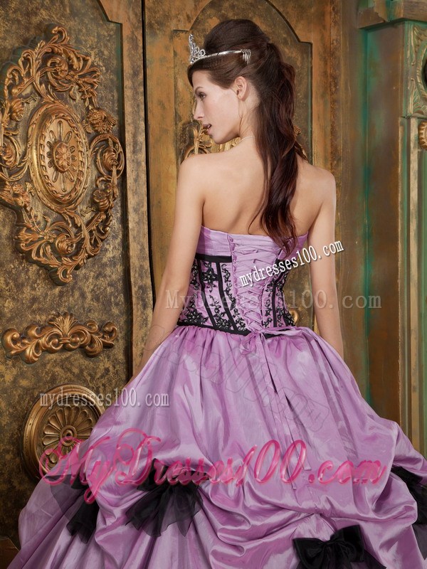 Lavender and Black Quinceanera Dresses with Wide Bowknot Decorate Belt