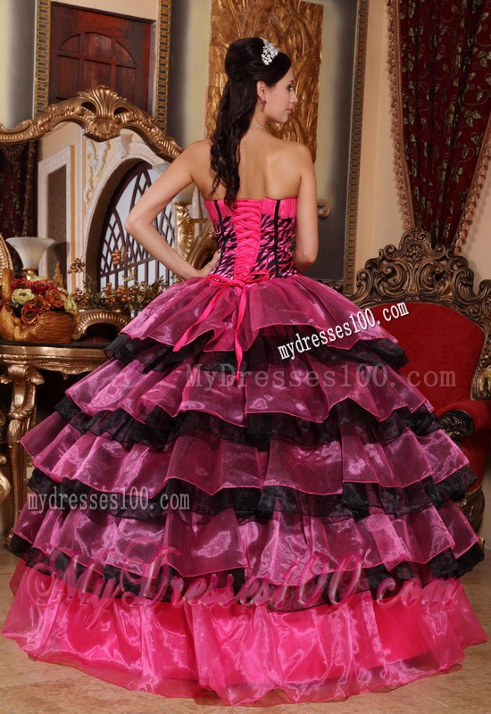 Red and Black Organza Ruffles Ball Gown Quinceanera Dresses with Zebra Bodice