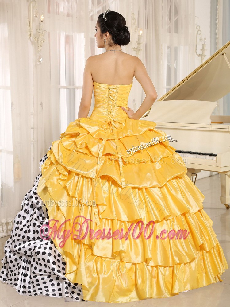 Ruffled Layers Yellow Qinceanera Gowns with Polka Dot Pick-ups