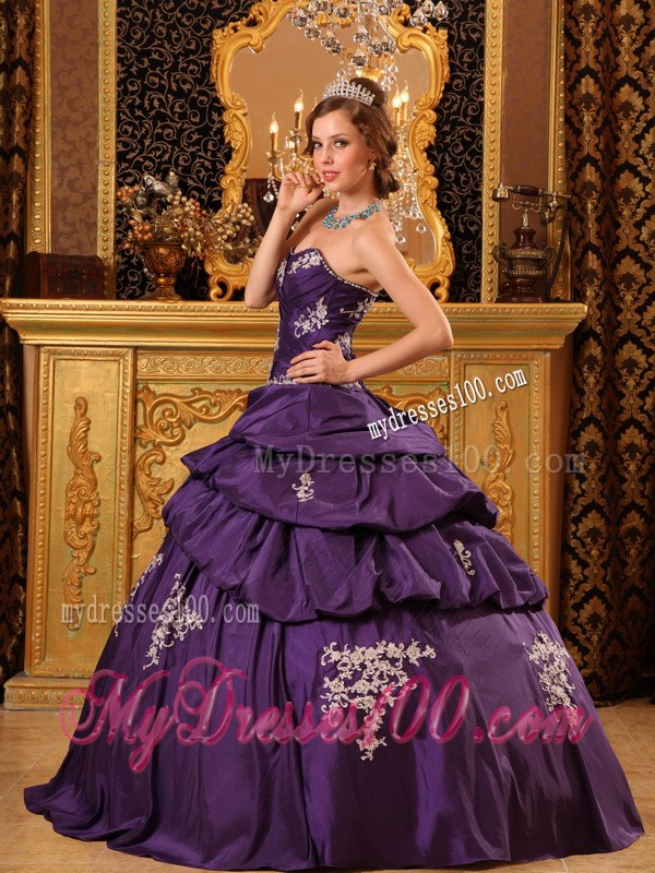 Purple Sweetheart Taffeta Quinceanera Dress with Ruching Layers and Appliques