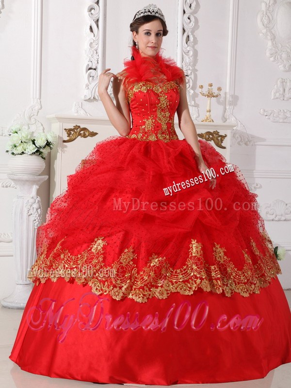 Red Halter Neckline Floor-length Quinceanera Dresses with Gold Lace Hem