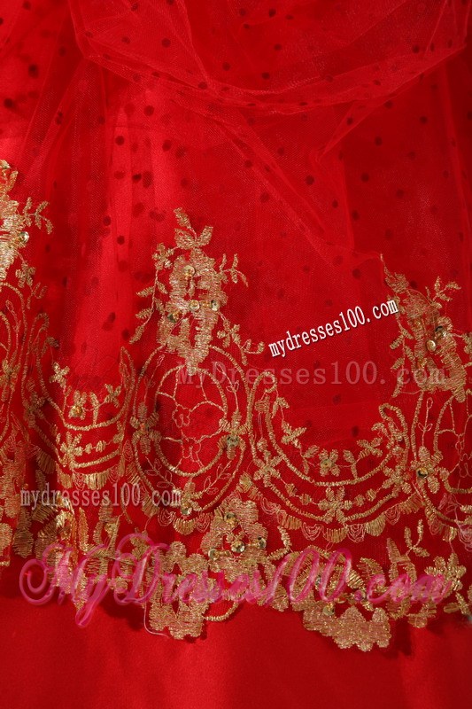 Red Halter Neckline Floor-length Quinceanera Dresses with Gold Lace Hem