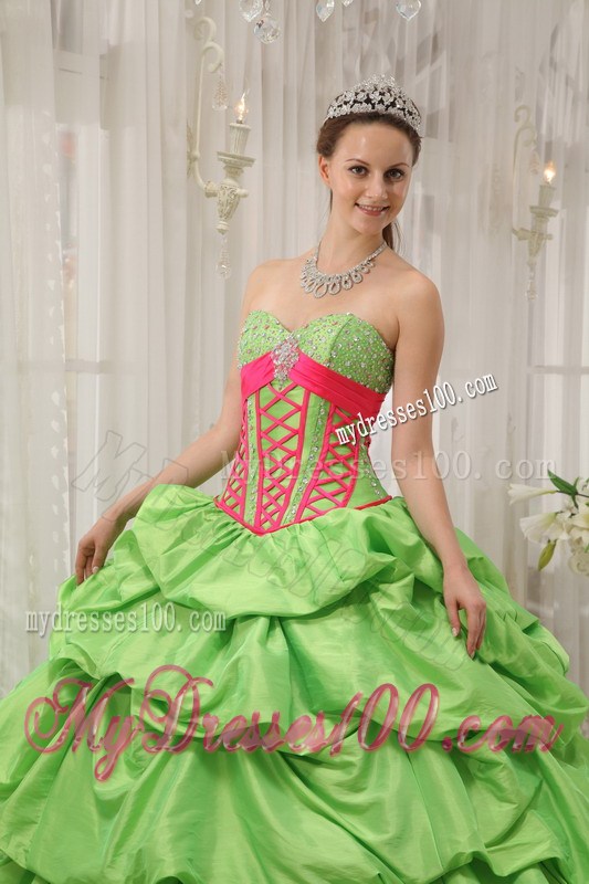Spring Green Sweetheart Pick-ups Quinceanera Gown Dresses Floor Length