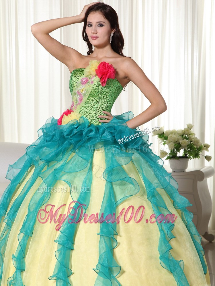 Colored Floor-length Flowery Quinceanera Dresses with Peplums