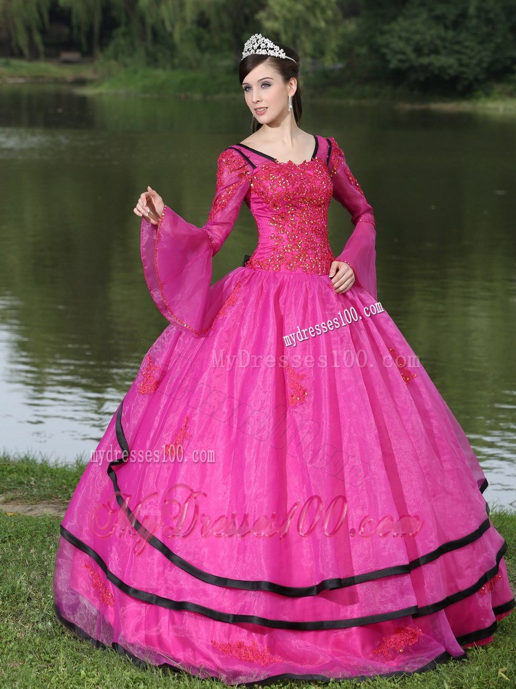 Embroidery Fuchsia Quincanera Dresses with Detachable Long Sleeves