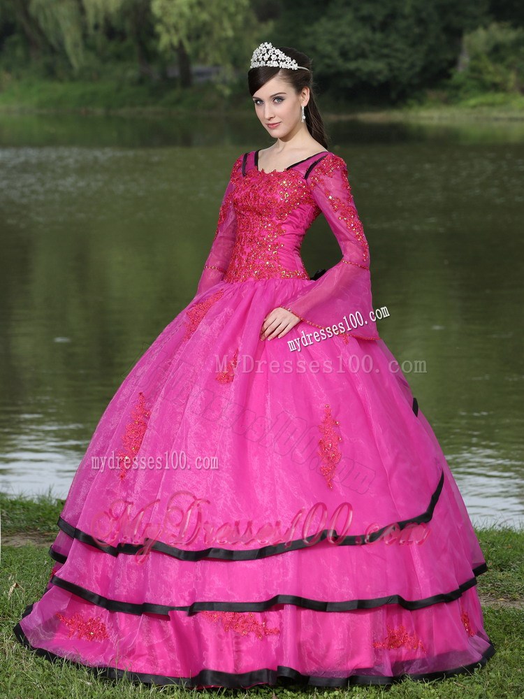 Embroidery Fuchsia Quincanera Dresses with Detachable Long Sleeves