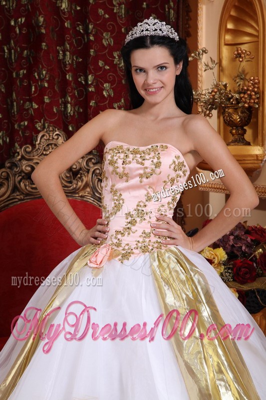 Appliques Quince Dresses White and Pink With Gold Element