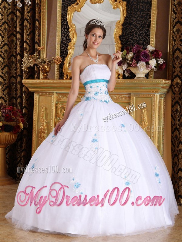 Strapless White Floor-length Quinceanera Gown Dresses with Blue Appliques