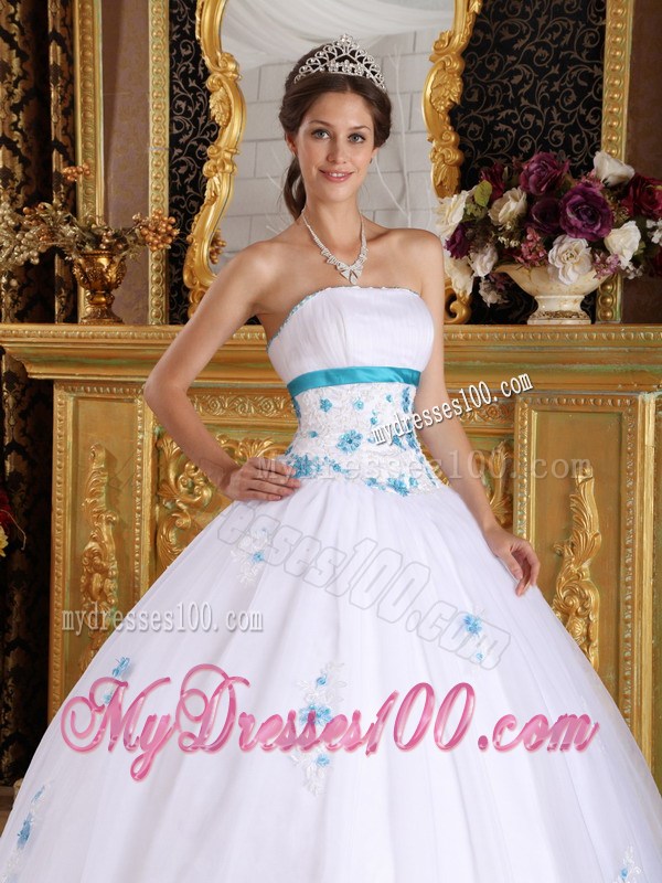 Strapless White Floor-length Quinceanera Gown Dresses with Blue Appliques